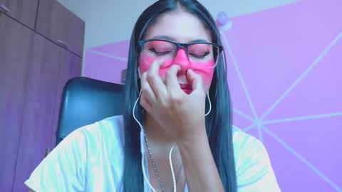 XALLYSONX online show from May 12, 2026, 11:51 am