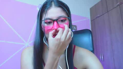 XALLYSONX online show from May 21, 2026, 11:39 am