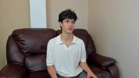 xam_collen online show from December 17, 2025, 2:45 pm