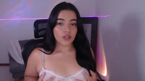 Snapshot of xambar_22x chatting on April 28, 2026, 5:01 am xambar_22x online show from April 28, 2026, 5:01 am