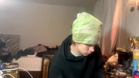 Snapshot of xander0zzz chatting on February 5, 2026, 5:01 am xander0zzz online show from February 5, 2026, 5:01 am