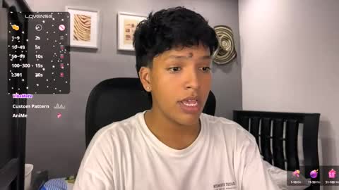 Snapshot of xander_bonnet1 chatting on January 29, 2025, 2:40 am Xander bonnet online show from January 29, 2025, 2:40 am