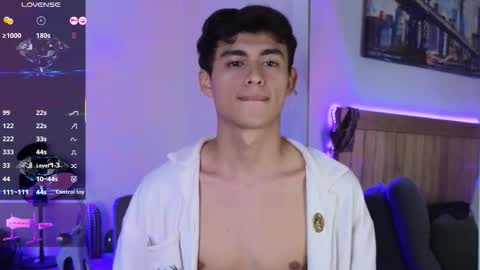 Snapshot of xander_card chatting on September 15, 2025, 11:10 am Xander Cardona online show from September 15, 2025, 11:10 am