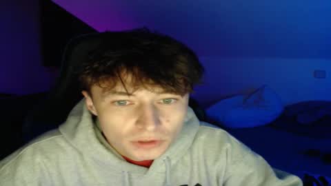 Snapshot of xandiigmusik chatting on November 2, 2025, 4:15 am rx4per online show from November 2, 2025, 4:15 am