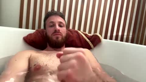 Snapshot of xavou779 chatting on December 20, 2024, 11:10 am xavou779 online show from December 20, 2024, 11:10 am