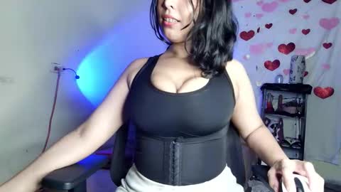 Snapshot of xayahnds chatting on February 21, 2026, 12:44 am XAYAH online show from February 21, 2026, 12:44 am