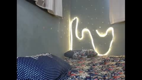 Snapshot of xcreamypussy chatting on February 13, 2025, 8:27 am xcreamypussy online show from February 13, 2025, 8:27 am