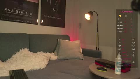 Snapshot of xcummingxsoonx chatting on September 19, 2025, 3:24 pm MIRA online show from September 19, 2025, 3:24 pm