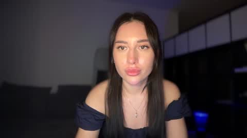 XCuteXbunny online show from November 2, 2025, 8:33 pm