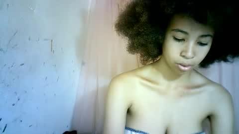 xenna610827 online show from February 19, 2025, 8:55 am