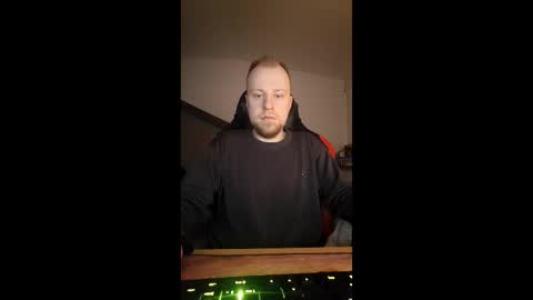 Snapshot of xer187 chatting on February 8, 2026, 5:11 am Xeharnot online show from February 8, 2026, 5:11 am