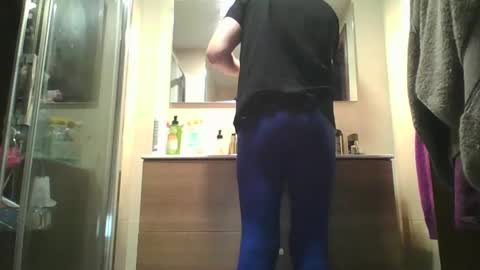 xeson47 online show from February 14, 2025, 8:10 am