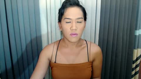 GWEN THOMPSON .......   online show from January 26, 2025, 7:41 pm