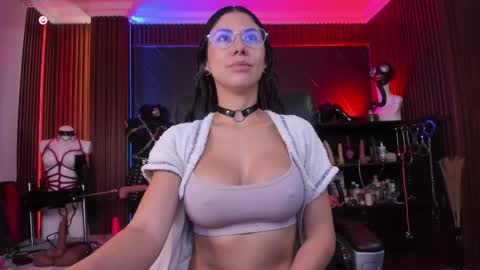 XiaQueen   I M online show from March 11, 2026, 12:22 pm