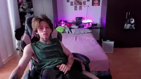 Snapshot of xice_boy chatting on March 6, 2026, 2:57 pm xIce Boy online show from March 6, 2026, 2:57 pm