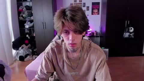 Snapshot of xice_boy chatting on March 7, 2026, 3:20 pm xIce Boy online show from March 7, 2026, 3:20 pm