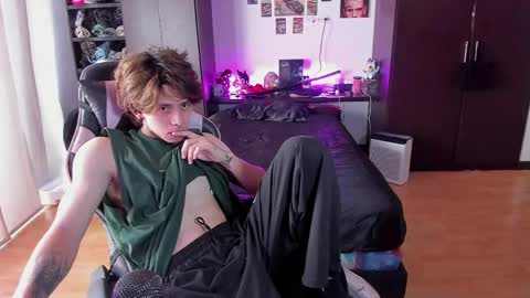 Snapshot of xice_boy chatting on March 13, 2026, 2:45 pm xIce Boy online show from March 13, 2026, 2:45 pm