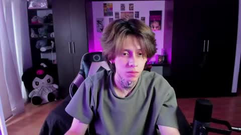 Snapshot of xice_boy chatting on April 2, 2026, 10:40 pm xIce Boy online show from April 2, 2026, 10:40 pm