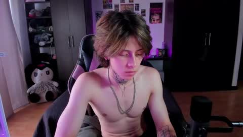 Snapshot of xice_boy chatting on April 3, 2026, 9:46 pm xIce Boy online show from April 3, 2026, 9:46 pm