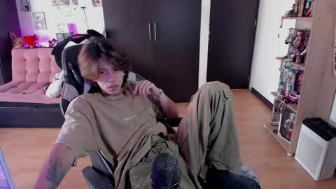 xIce Boy online show from May 20, 2026, 1:39 pm