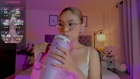 camila online show from May 21, 2026, 8:38 pm