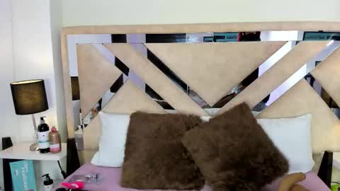 Snapshot of ximena_vasquez8 chatting on March 1, 2026, 3:08 am Xime online show from March 1, 2026, 3:08 am