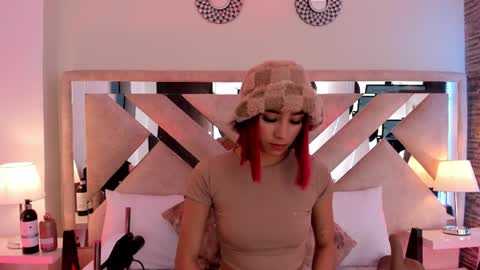 Xime  online show from April 11, 2026, 4:28 am