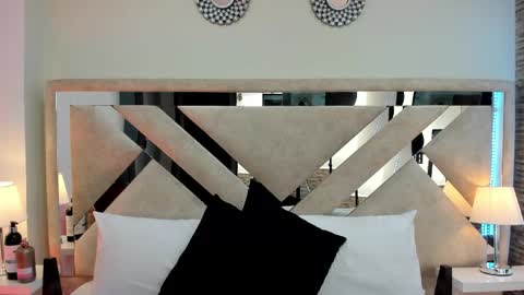 Xime  online show from April 13, 2026, 3:56 am