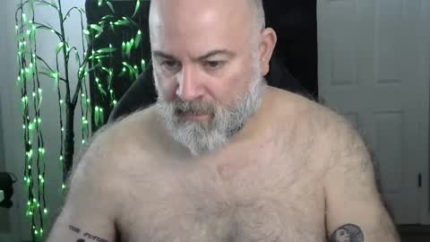 Snapshot of xjohnniex77 chatting on January 10, 2026, 3:25 pm MrSlowBurn77 online show from January 10, 2026, 3:25 pm