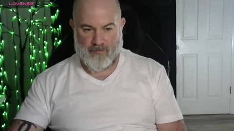 Snapshot of xjohnniex77 chatting on February 22, 2026, 4:24 am MrSlowBurn77 online show from February 22, 2026, 4:24 am