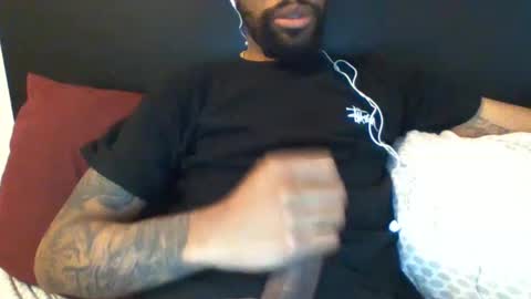 Snapshot of xjonathanxgx chatting on March 6, 2025, 3:02 pm OmgItsSoFuckingBig online show from March 6, 2025, 3:02 pm