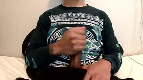 Snapshot of xjonathanxgx chatting on March 24, 2026, 2:38 am OmgItsSoFuckingBig online show from March 24, 2026, 2:38 am