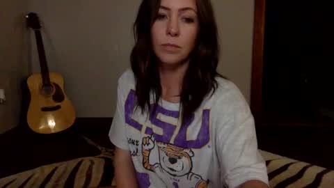 xLacyy online show from September 26, 2025, 4:27 am