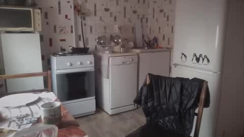 Snapshot of xlunasexyx chatting on February 9, 2026, 5:00 am Luna online show from February 9, 2026, 5:00 am