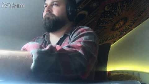 Snapshot of xmilanoo chatting on May 4, 2026, 2:46 pm xmilanoo online show from May 4, 2026, 2:46 pm