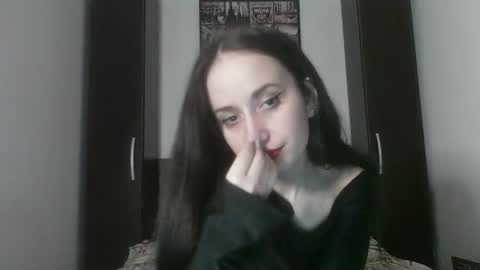 Snapshot of xmistressemmax chatting on December 20, 2024, 4:31 am Mistress Emma online show from December 20, 2024, 4:31 am