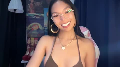 Snapshot of xmonica_cummerx chatting on February 11, 2025, 8:26 am Sweet Monica online show from February 11, 2025, 8:26 am
