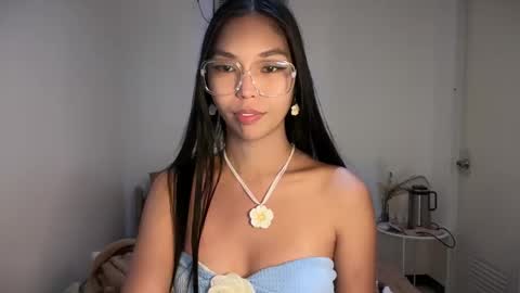 Snapshot of xmonica_cummerx chatting on February 24, 2025, 6:27 am Sweet Monica online show from February 24, 2025, 6:27 am