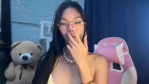 Snapshot of xmonica_cummerx chatting on September 14, 2025, 9:08 am Sweet Monica online show from September 14, 2025, 9:08 am