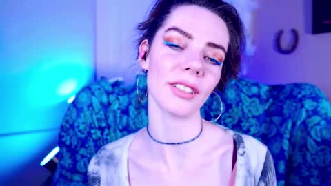 Bella Bondai online show from February 5, 2026, 5:01 am