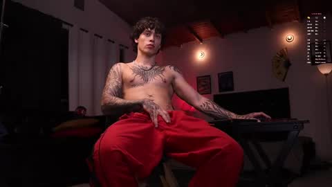   online show from September 26, 2025, 3:21 am