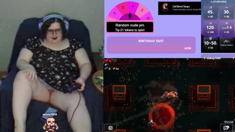 Snapshot of xonerdykitty chatting on December 13, 2024, 5:27 am Nerdykitty online show from December 13, 2024, 5:27 am