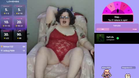 Snapshot of xonerdykitty chatting on December 18, 2024, 7:15 am Nerdykitty online show from December 18, 2024, 7:15 am