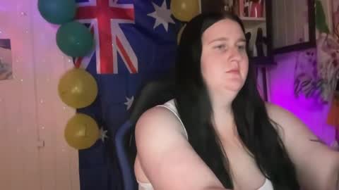 xopeachybaby online show from July 15, 2026, 10:42 am