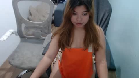 Snapshot of xpinaygirlwild chatting on March 4, 2025, 12:55 pm GRACE online show from March 4, 2025, 12:55 pm