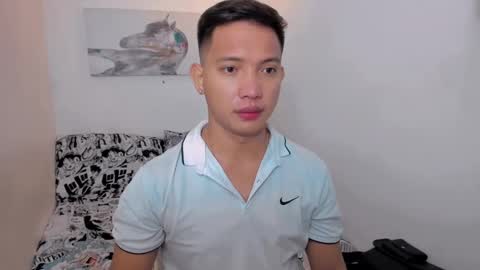 xsebastian19 online show from February 26, 2025, 6:37 am