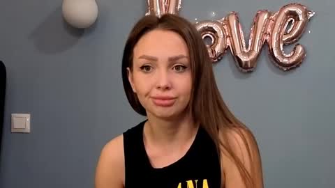 AnnaMaee online show from February 16, 2025, 11:05 pm