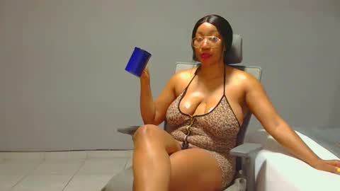 spykeXtee online show from March 19, 2026, 4:38 am