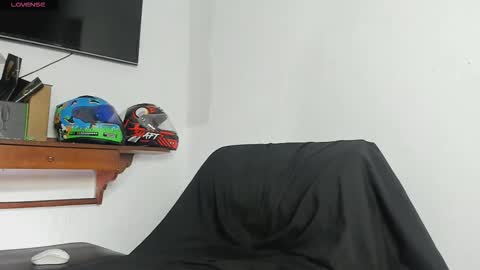 Stipp3r online show from December 1, 2025, 12:10 pm