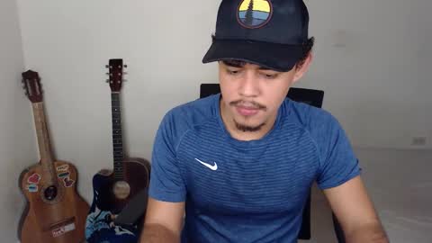 xtranherr online show from October 3, 2025, 1:24 am